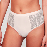 Crosby High-Rise Brief
The Embrace of Italian Lace.
Our Crosby High-Rise Brief is designed to embrace your curves with a dash of ultra soft Italian lace. Slip into this high waisted brieCrosby High-Rise