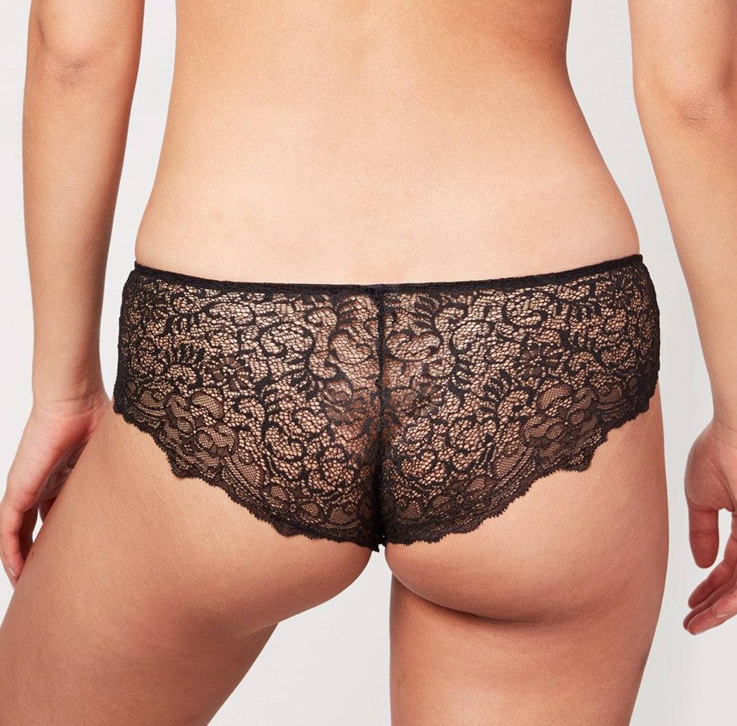Bowery Scalloped Hipster

The Little Black Dress of Panties.

Our Bowery Scalloped Hipster is effortlessly elegant and timeless with a full lace back and scalloped edges. This semi-sheer paBowery Scalloped Hipster
